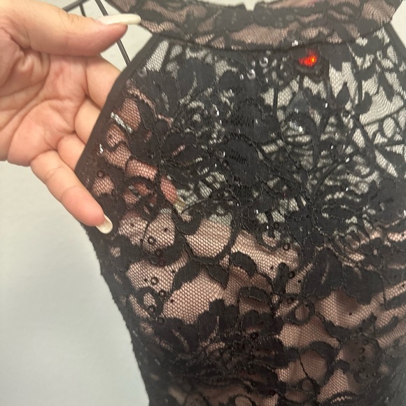 Morgan & Co Black Pleated Halter Gown - Picture 4 of 13